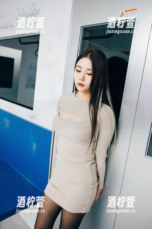 万圣节暮光版私拍合集：Bomi(普美)的蓝色探险，鬼魅与甜蜜的拉锯战？