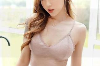 Feilin嗲囡囡 – 奶茶Emily女仆系列新图包更新，假装是我的女王，不过也可以再多点糖！