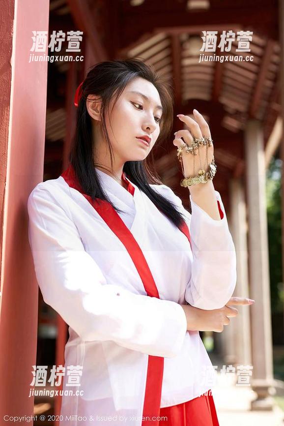 MiiTao蜜桃社-琳琳ailin MiiTao蜜桃社 - 收藏琳琳ailin的校服高清图库,真的是一个无可挽回的决定,怎会选择放弃这样清新的视线。