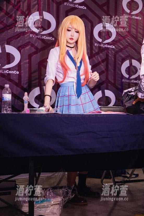 MissWarmJ的小板凳酱，真得是这照片里天使和魔鬼的结合么？