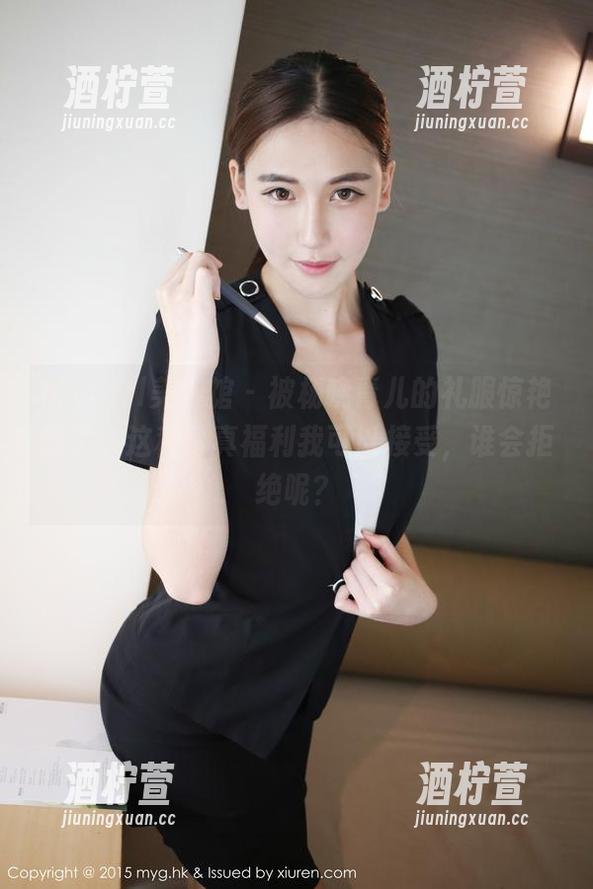 MyGirl美媛馆 - 被杨晓青儿的礼服惊艳到了，这种写真福利我可以接受，谁会拒绝呢？