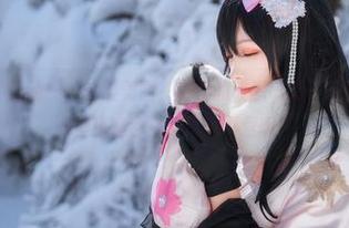 Neko薇薇的运动——这组美图，熟悉的校园气息一下子扑面而来，心里小鹿乱撞，谁能不爱呢？