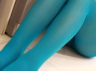 ROSI – 恋恋的免费图包：办公室里的“隐秘角落”，好奇心满满！