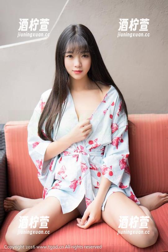TGOD推女神 - 来看看Akiki朱若慕的泳池私拍合集，水面与脑洞齐飞