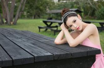 TGOD推女神 – 当颜美汐进入浴室，免费美图就成了再普通不过的事情。