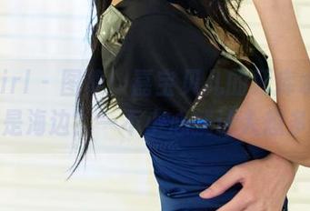 TuiGirl – 图集：嘉宝贝儿的死库水，泳池还是海边？一不小心就让人想多了。