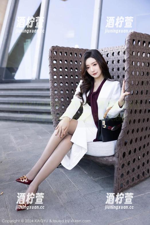 XIAOYU语画界 - 是浴缸，是她的缓冲区，nova李雅无圣光套图总让人心痒。