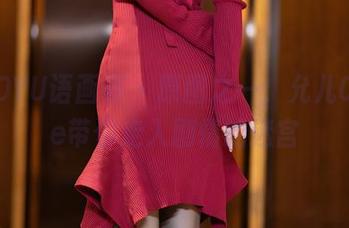 XIAOYU语画界 – 原图之一，允儿Claire带你走入剧情的迷宫