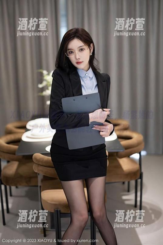 XIAOYU语画界 - 有点想朝圣，杨紫嫣的户外美图怎么能轻易错过呢？
