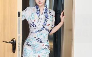 Xiuren秀人网 – 小小白思宜：在线捣鼓美图，结果夏天突然就被我抓住了！