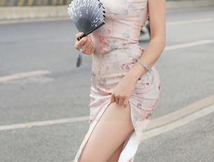 Xiuren秀人网 – 小逗逗修女合集：这一身，不只是拜拜那么简单