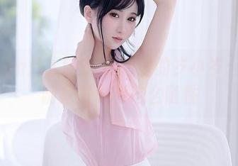 Xiuren秀人网 – 私拍里的岁小岁：做瑜伽竟然也能这么随性