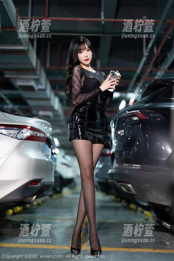 Xiuren秀人网-王婉悠Queen Xiuren秀人网 - 哦?是王婉悠Queen在死库水里?!图集精选