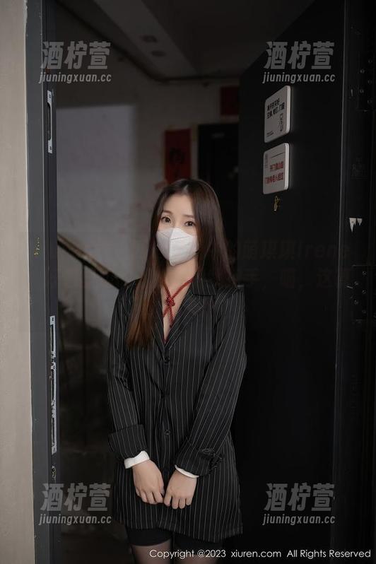 Xiuren秀人网-萌琪琪Irene Xiuren秀人网 - 套图中的萌琪琪Irene,好像里边的姐姐在跟我招手,喵,这算是暗示吗?