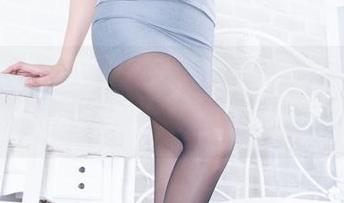 beautyleg – 浴缸里的小玲——实验写真更新，你准备好了吗？