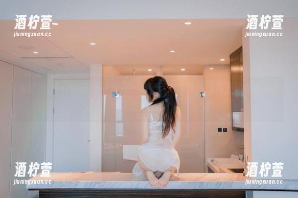 说好的usejan蓝蓝小厨娘，结果这高清作品像极了居家撩妹的绝版指南