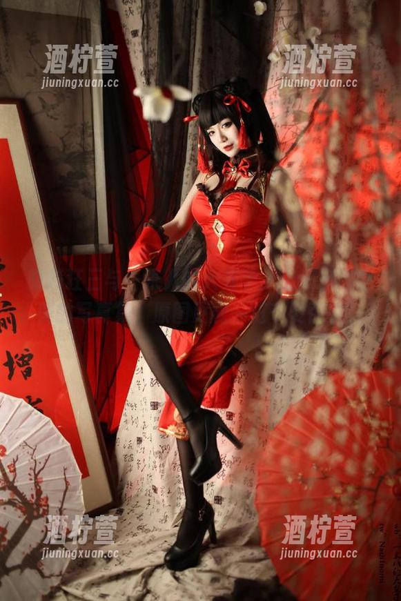 时崎狂三与一米八的大梨子，上演旗袍之美的写真集，原图更能一览千姿百态！