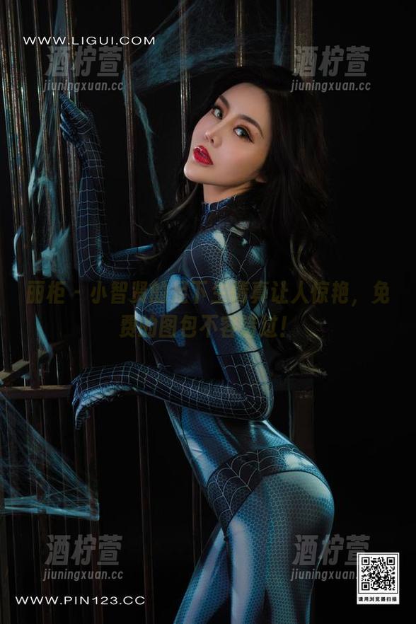 丽柜 - 小智贤的足下生情真让人惊艳，免费的图包不容错过！