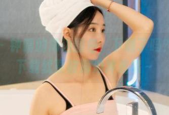 丽柜 – 钟晴的海边图包，下载了吗？再不下载就要被海浪冲走哦～