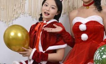 初夏女神 – 双双的图集：姐妹间的“友谊”斗争有多狗血？
