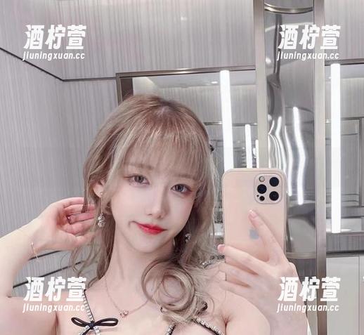 网盘里的啾小妍甜心合集，有点小涩呢