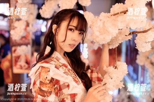 嗲囡囡-方绮言Ayaka 嗲囡囡 - 这就是方绮言Ayaka的私拍:“御姐”气场,两米八的高冷范儿。