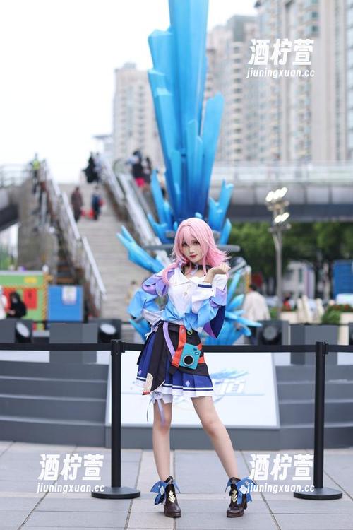 撇开杂念，妖君白研的能天使莫斯提马写真，只想分享不完的好奇！