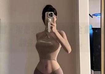 微密圈 – 妮是老虎的瑜伽裤全集，随便翻翻会发现好多意思。