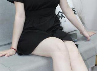 小众视觉 – 灵灵在无圣光中：高跟鞋，把我推向不知名的谷底？