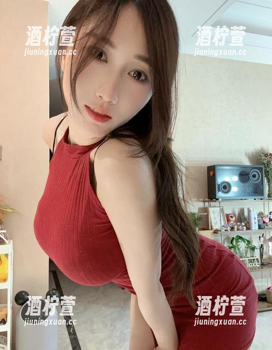 微密圈 - 小玉吃果冻的新尝试：原图免费实现豹纹带尾巴的美学，直接来一发。