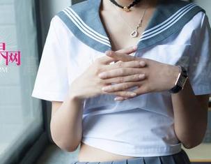 尤果网 – 高跟鞋里的李焱，无圣光，却意外迷人