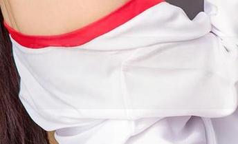 尤果网 – 你见过果儿的制服写真更新吗？这天真无邪的气息好迷
