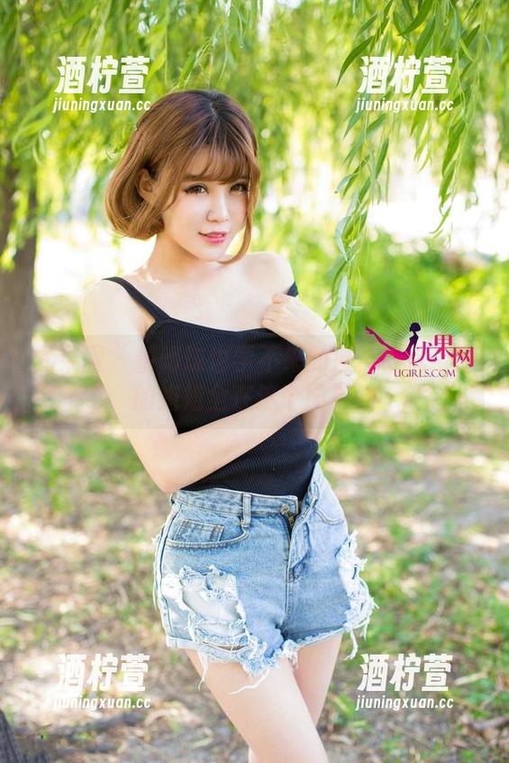 尤果网 - 董明珠也学不来的自信？沈诺馨的姐姐全在这个图册里