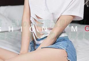 尤蜜荟 – 当Yomi悠蜜遇见闪光灯，套装原图来了！免费请勿重复观看哦！