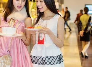 推女神 – 定制蕾丝，莫雅淇的甜蜜默契，不毁三观都想看！