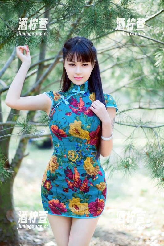 推女郎 - 腿长到飞起的Yu佳妮——这个写真，说不定你还真想下载！