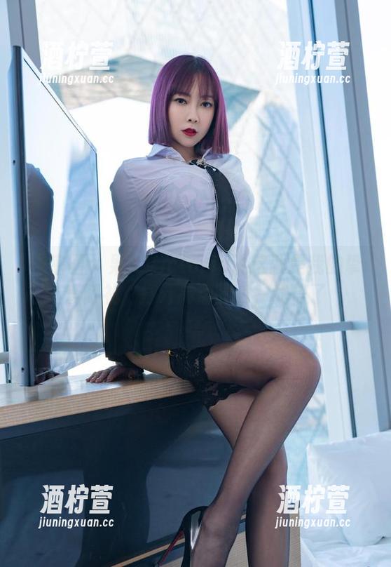 微密圈 - 果儿Victoria说这就是我的挚爱献礼，打开高清图包，我信了