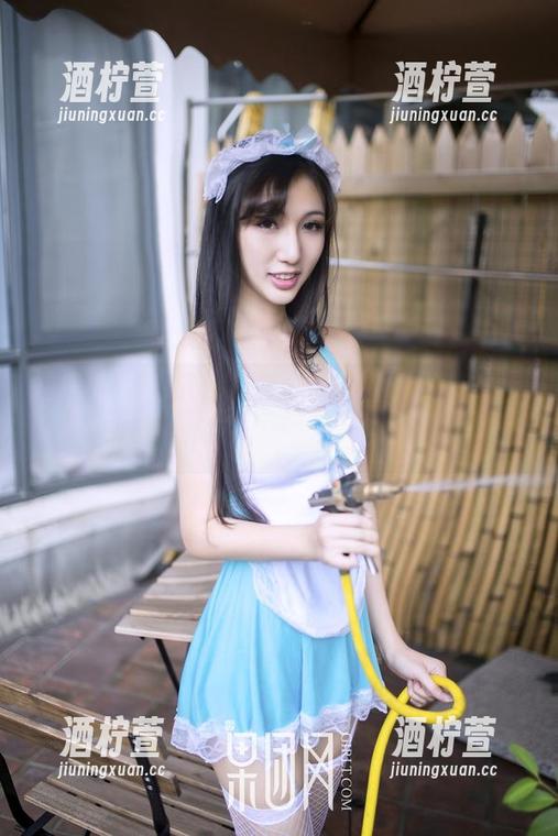 果团网 - 分享陈秋雨的套图，里面还有一点别样的韵味，挂在心头的那种