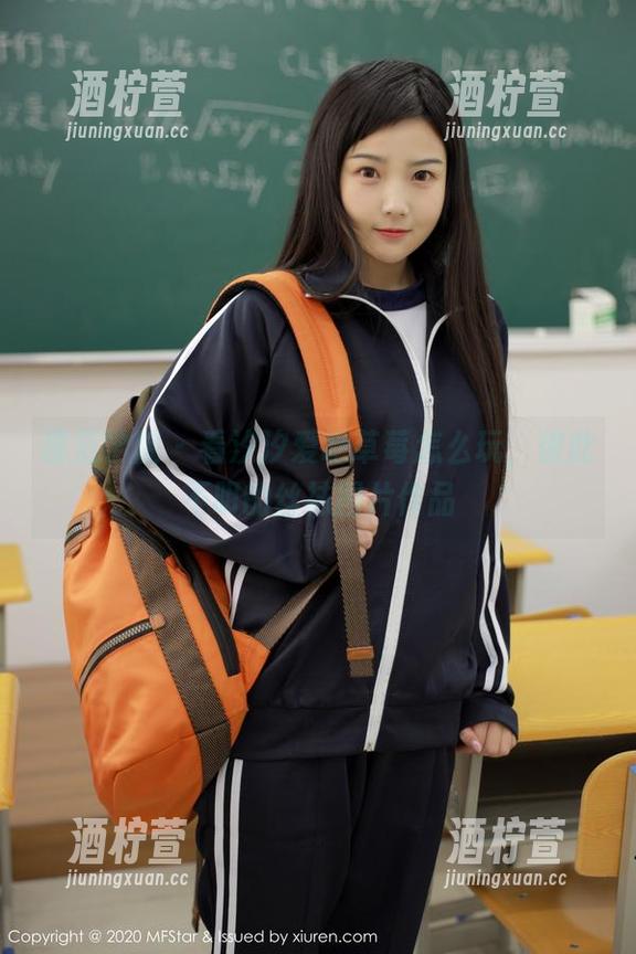 模范学院-汐汐爱吃草莓 模范学院 - 看汐汐爱吃草莓怎么玩,彼此不明的丝袜图片作品