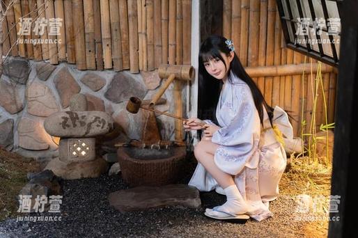 樱井宁宁的夏季私拍合集，翻开就开始想东想西。