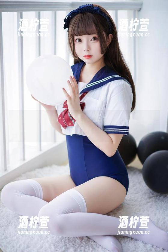 下载樱井小莜的万圣节作品，别忘了带上南瓜灯！