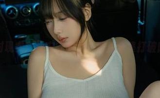 轻松面对现实：浅安安的女仆图片合集打破随机善良
