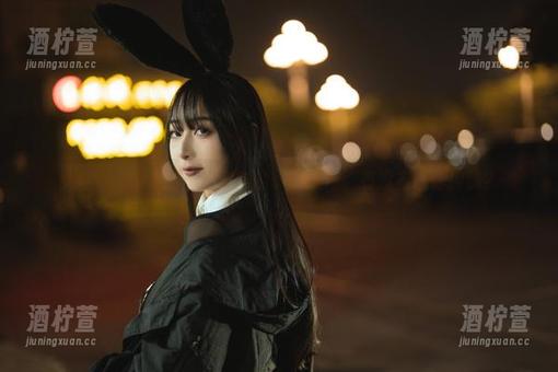 女孩与图册碰撞：浅安安的cos技巧，有没有让你捧腹？