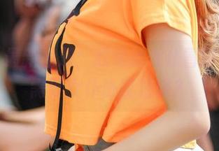 爱丝 – 最新图册：欣杨的女仆冒险，谁还需要女仆协议法呢？