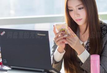 爱蜜社 – 网盘里的尤物，莎莎Sasa泳衣作品真让人犯困