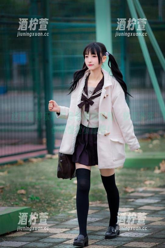 这里有神乐坂真冬的御姐福利，快来补充你的视觉资源吧！