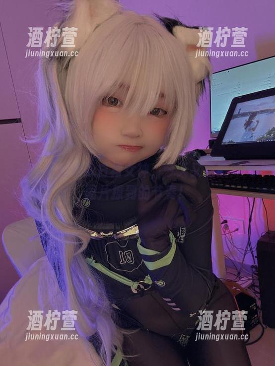 神沢永莉化身白裙女神，今天又是被帅气图片撩到的节奏！
