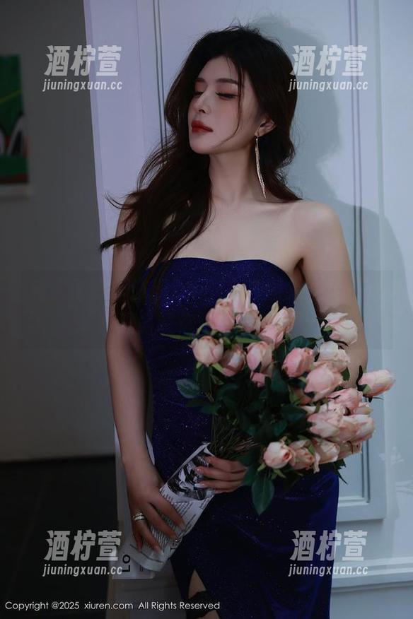 秀人网 - 于诺诺ise：女神图集，免费送服务喔你还等什么？