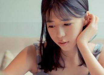 秀人网 – 杨倩倩上镜新姿势：“油亮”不只是个形容词，最新图库告诉你！