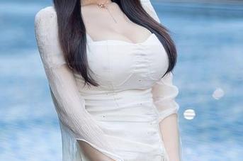 秀人网 – 林乐一的网盘就像一盒彩色糖果，每一件作品都是独特的套装！